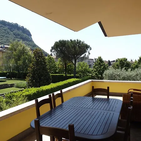 Casa Esmeralda Γκάρντα