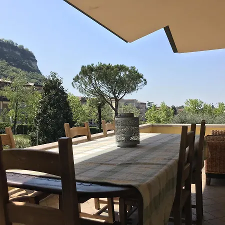 Casa Esmeralda Garda (Verona)