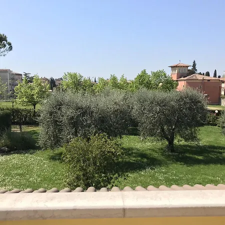 Casa Esmeralda * Garda (Verona)